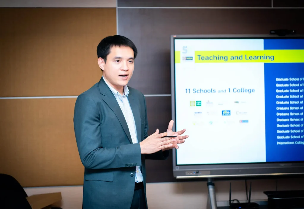 Professor Emeritus of Hakuoh University & Former President of the Japan Society for Business Ethics (JABES) เยือนสถาบัน