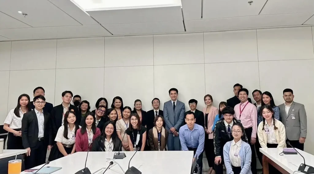 ‘นิด้า’ เยือนสำนักงานเลขาธิการวุฒิสภา