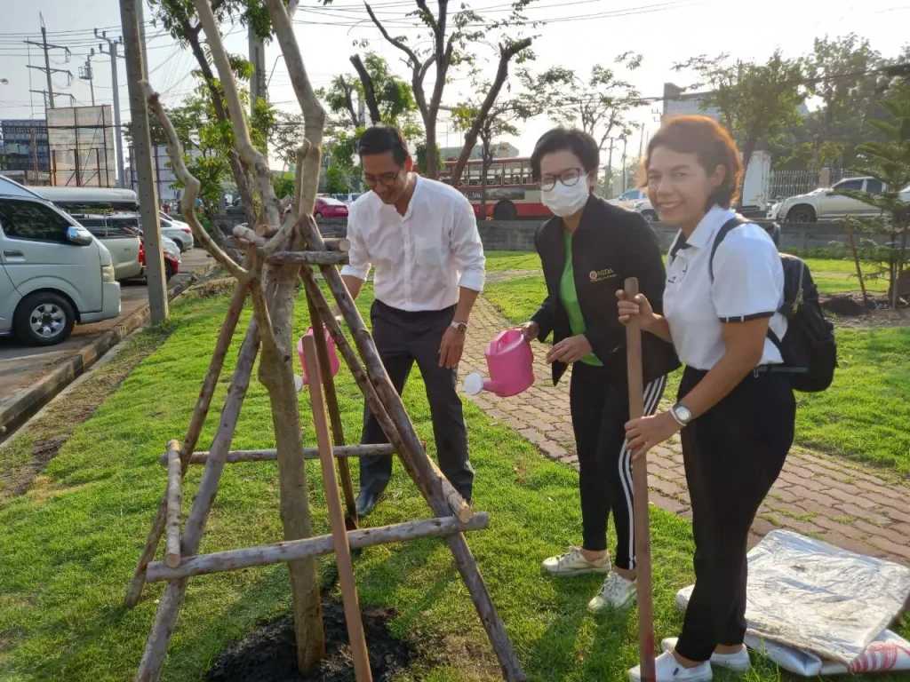 ‘นิด้า’ ร่วมกิจกรรม ‘ผู้ว่าฯ สัญจร เขตบางกะปิ’