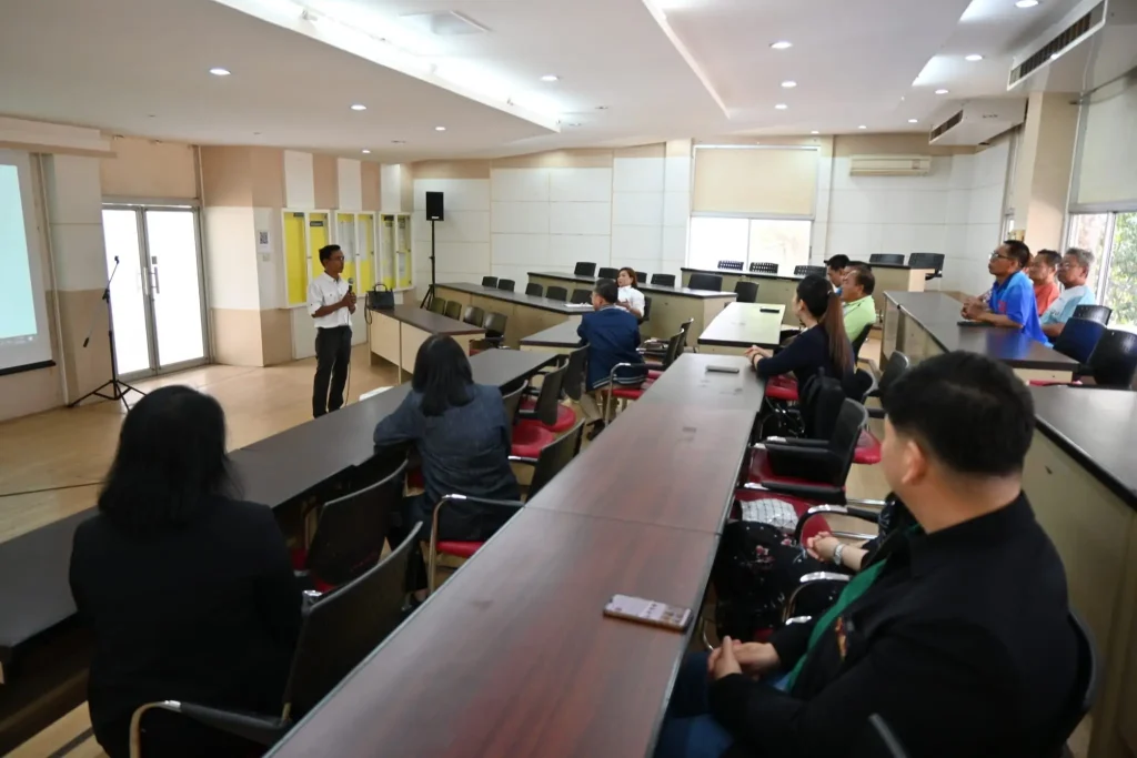 006คณะนิติศาสตร์-นิด้า-เยี่ยมชมศูนย์การศึกษาสีคิ้ว คณะนิติศาสตร์ ‘นิด้า’ เยี่ยมชมศูนย์การศึกษาสีคิ้ว จังหวัดนครราชสีมา