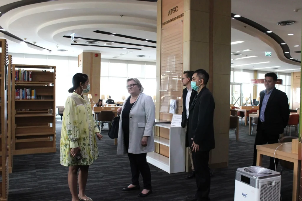 RheinMain University of Applied Sciences (HS-RM) เยือนสถาบัน