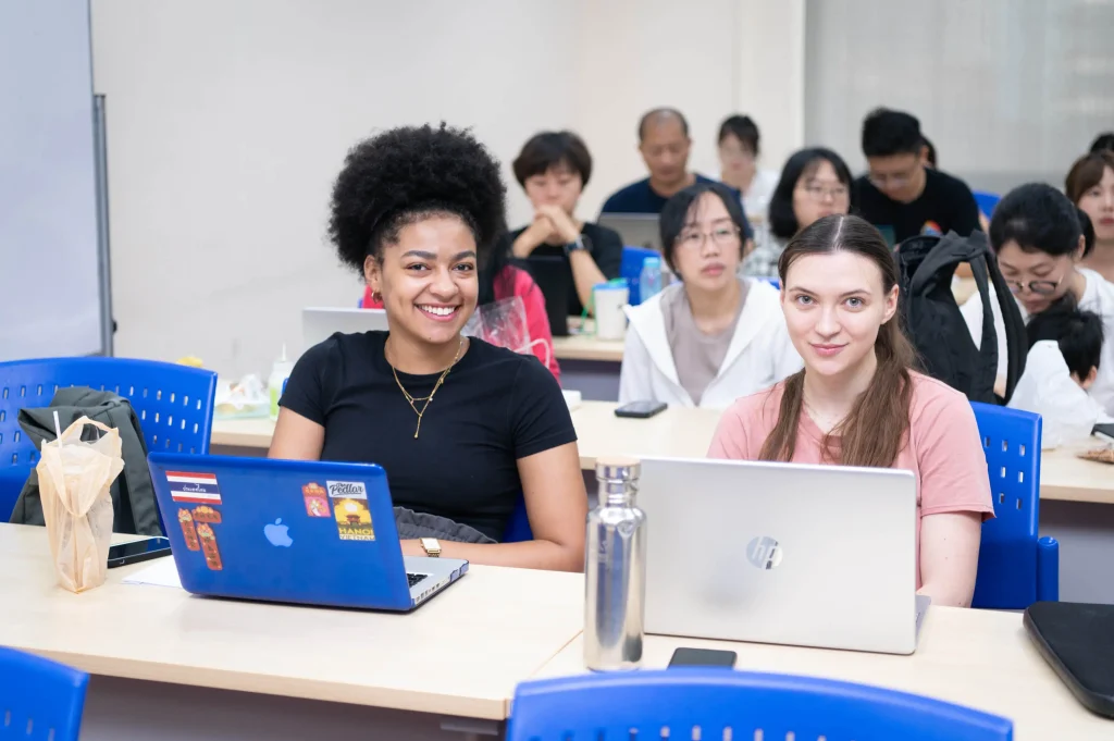 โครงการเรียนรู้วัฒนธรรมไทยเบื้องต้นและการสื่อสารข้ามวัฒนธรรมสำหรับนักศึกษาต่างชาติ ภาคการศึกษาที่ 2/2566