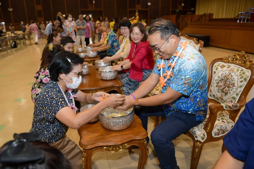 ‘นิด้า’ ร่วมสืบสานประเพณีสงกรานต์ ประจำปี 2567