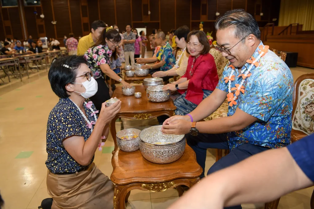‘นิด้า’ ร่วมสืบสานประเพณีสงกรานต์ ประจำปี 2567