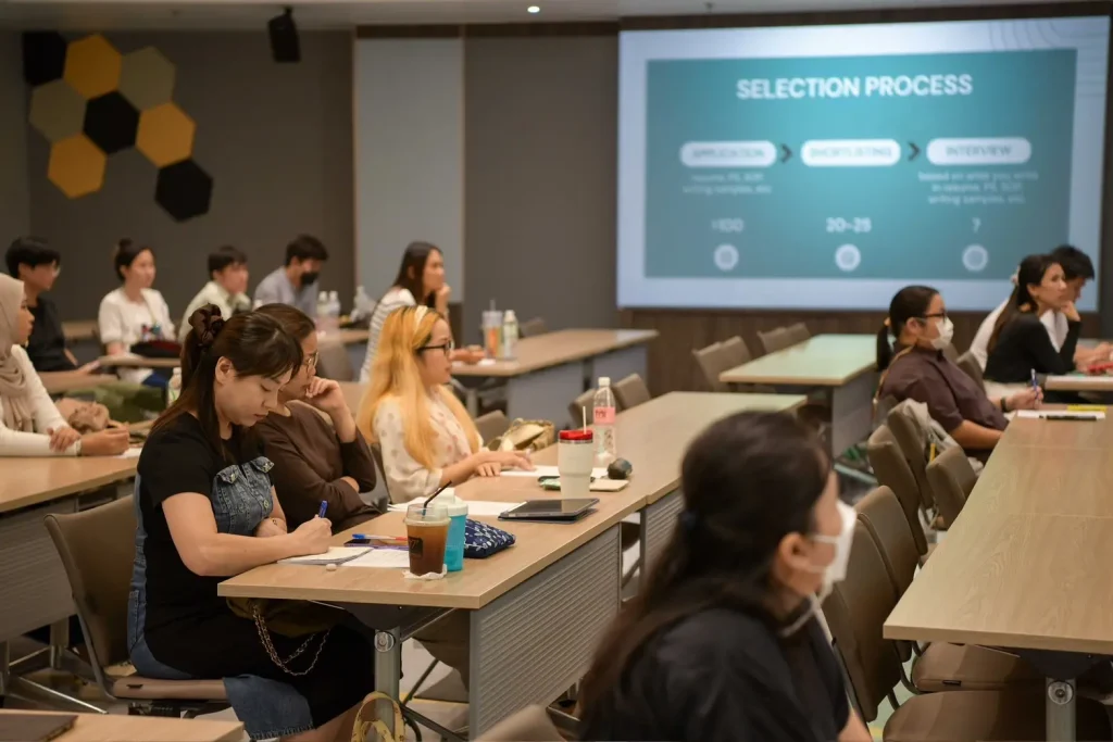 Essay-Writing02 โครงการอบรมเทคนิคการเขียน Essay Writing & Fulbright Scholarships 2024, Fulbright Thailand