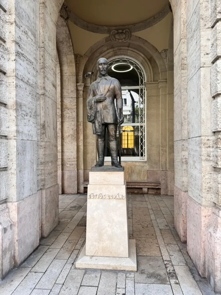 ELTE01 ‘นิติ’ นิด้า เยี่ยมชมคณะนิติศาสตร์ มหาวิทยาลัย Eötvös Loránd University