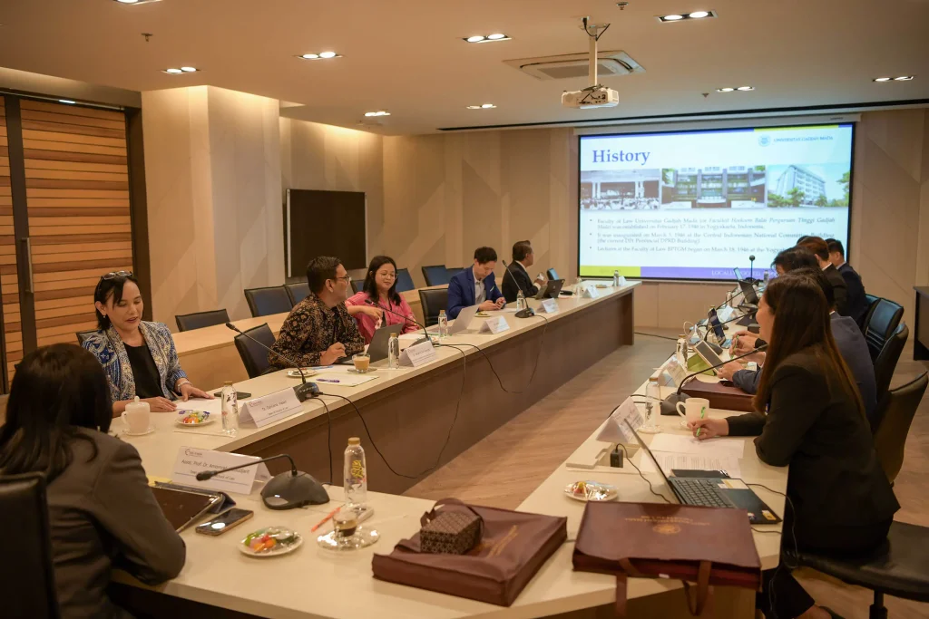 คณะนิติศาสตร์ NIDA ประชุมหารือความร่วมมือทางวิชาการกับคณะผู้บริหาร Faculty of Law Universitas Gadjah Mada