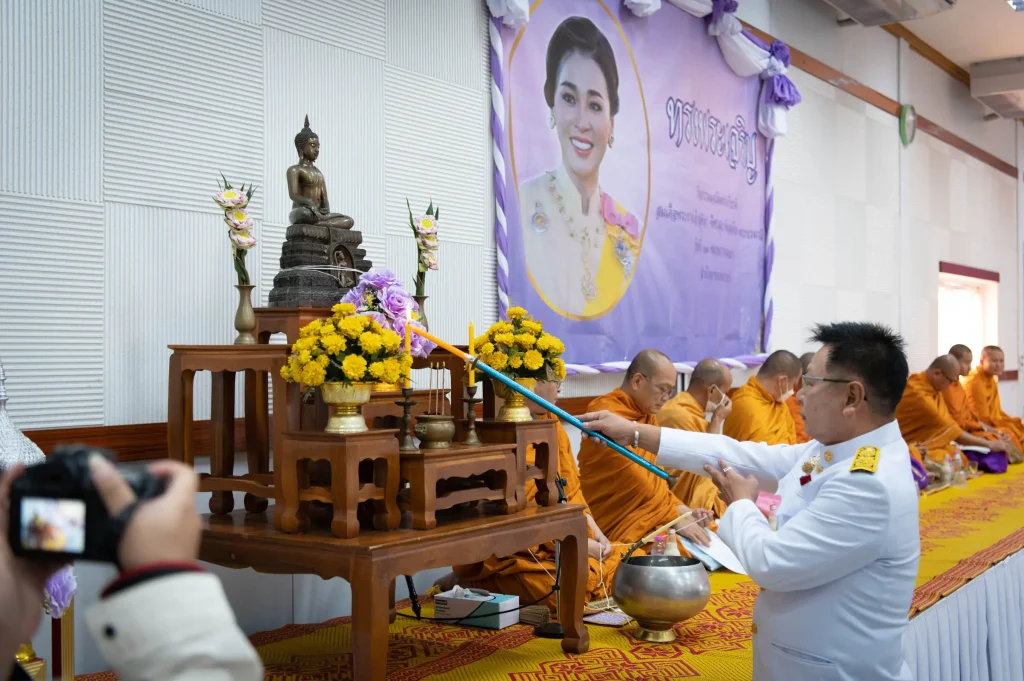 ‘นิด้า’ ร่วมกิจกรรมเฉลิมพระเกียรติ สมเด็จพระนางเจ้าสุทิดา ฯ พระบรมราชินี ณ สำนักงานเขตบางกะปิ