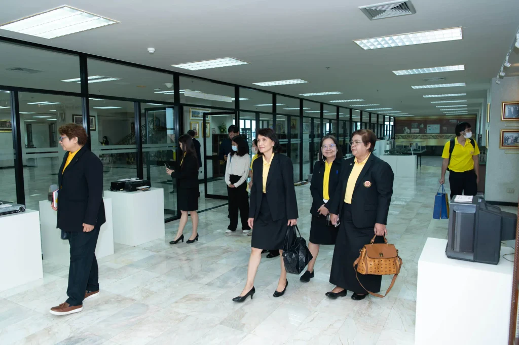 NIDA-visits-ABAC07 คณะผู้บริหาร ‘นิด้า’ เข้าศึกษาดูงาน ‘ม.อัสสัมชัญ’
