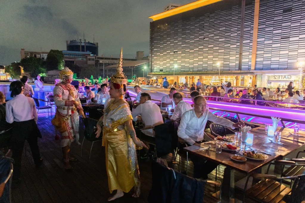 study-tour06 กิจกรรมศึกษาดูงาน ทัศนศึกษา รับฟังบรรยาย และการท่องเที่ยวเชิงสร้างสรรค์ ในโครงการการเรียนรู้ความร่วมมือระดับนานาชาติเชิงปฏิบัติการ : โครงการเส้นทางสายไหมแห่งศตวรรษที่ 21 (ไทย-จีน)