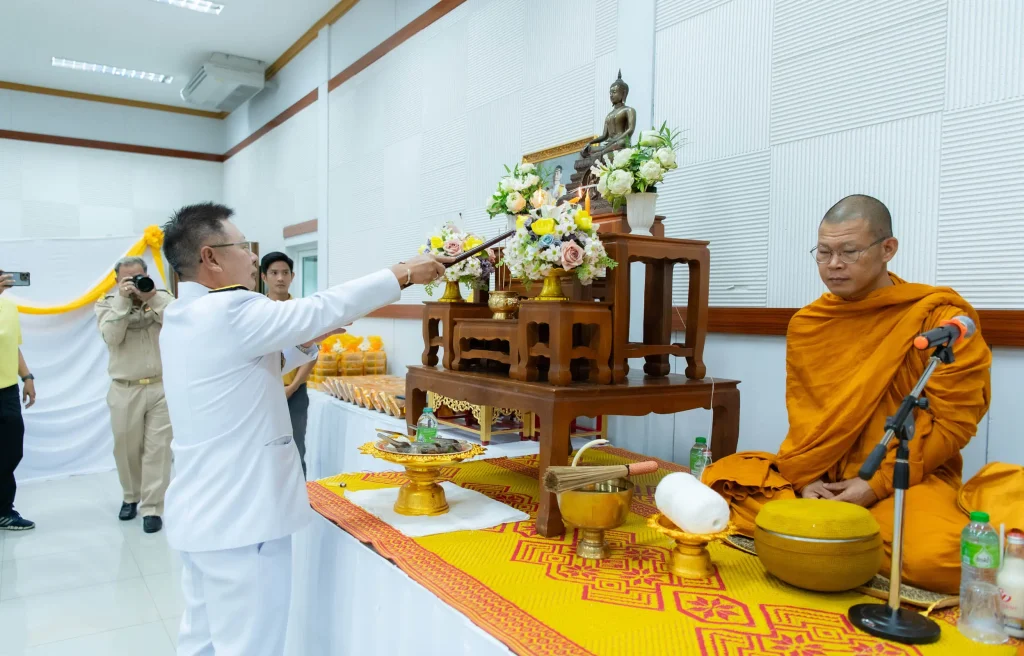 ‘นิด้า’ ร่วมกิจกรรมเฉลิมพระเกียรติพระบาทสมเด็จพระวชิรเกล้าเจ้าอยู่หัว ณ สนข.บางกะปิ