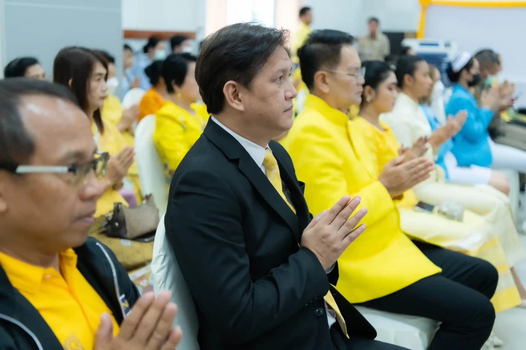 ‘นิด้า’ ร่วมกิจกรรมเฉลิมพระเกียรติพระบาทสมเด็จพระวชิรเกล้าเจ้าอยู่หัว ณ สนข.บางกะปิ