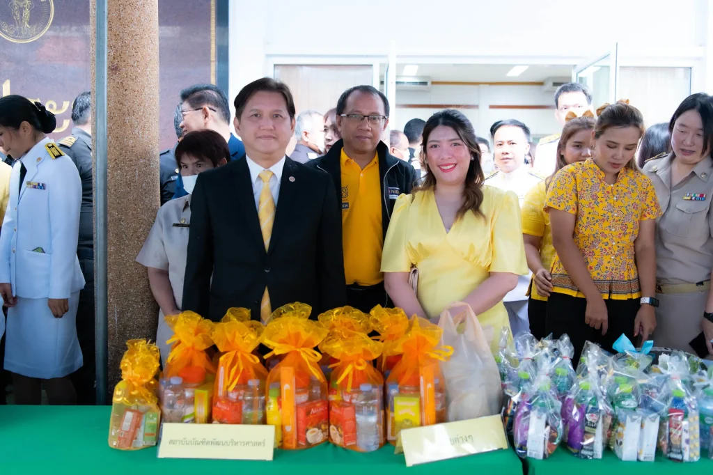 ‘นิด้า’ ร่วมกิจกรรมเฉลิมพระเกียรติพระบาทสมเด็จพระวชิรเกล้าเจ้าอยู่หัว ณ สนข.บางกะปิ