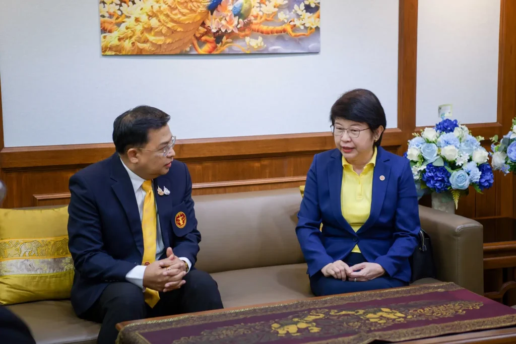 Auditor-General-02 คณะผู้บริหาร “นิด้า” ร่วมแสดงความยินดี “ผู้ว่าการตรวจเงินแผ่นดิน” คนใหม่