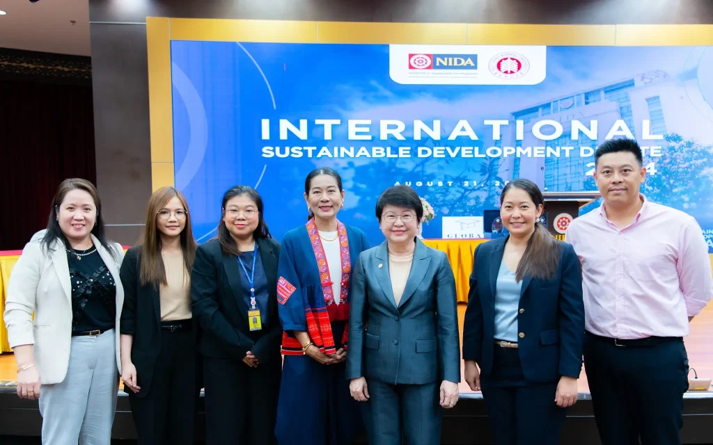 ‘นิด้า – ECNU’ เปิดเวทีดีเบตระดับนานาชาติ ในหัวข้อ ‘การพัฒนาที่ยั่งยืน’