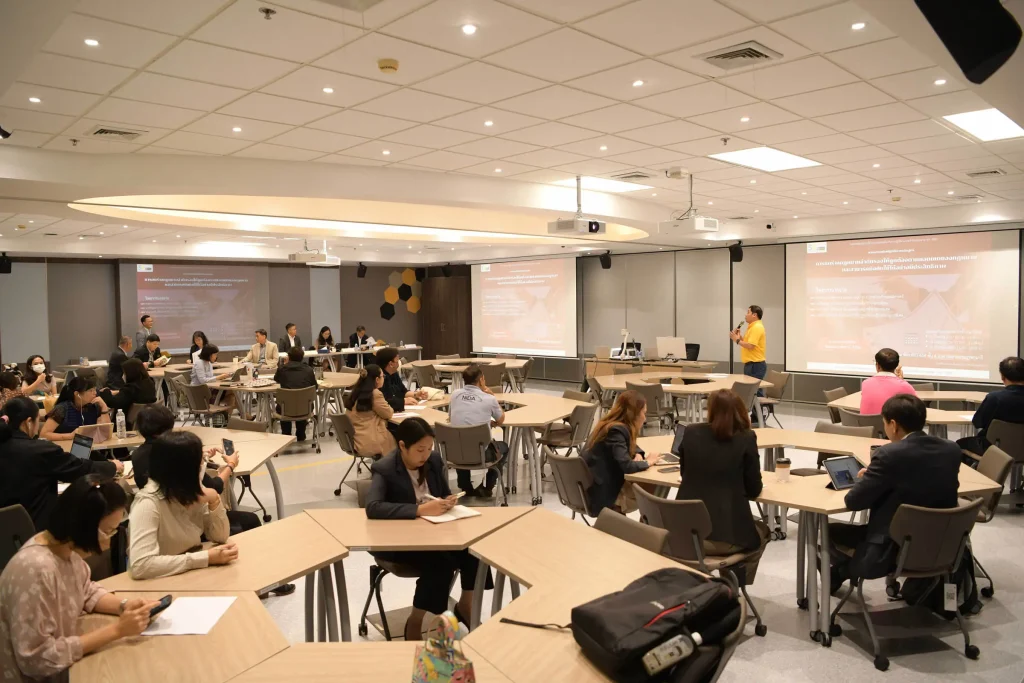 โครงการพัฒนาความรู้ด้านกฎระเบียบเกี่ยวกับการปฏิบัติงาน หลักสูตร “การยกร่างกฎหมายลำดับรองให้ถูกต้องตามขอบเขตของกฎหมายและสามารถบังคับใช้ได้อย่างมีประสิทธิภาพ”