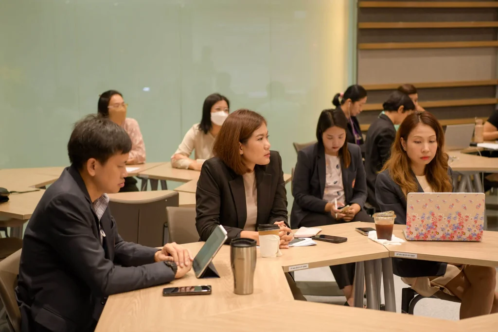 โครงการพัฒนาความรู้ด้านกฎระเบียบเกี่ยวกับการปฏิบัติงาน หลักสูตร “การยกร่างกฎหมายลำดับรองให้ถูกต้องตามขอบเขตของกฎหมายและสามารถบังคับใช้ได้อย่างมีประสิทธิภาพ”