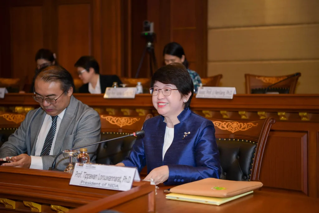 MOU Sanken Setsubi Kogyo01 พิธีลงนามบันทึกข้อตกลงความร่วมมือ โครงการความร่วมมือด้านการพัฒนาการศึกษาระหว่าง สถาบันบัณฑิตพัฒนบริหารศาสตร์ กับ Sanken Setsubi Kogyo Co., Ltd.