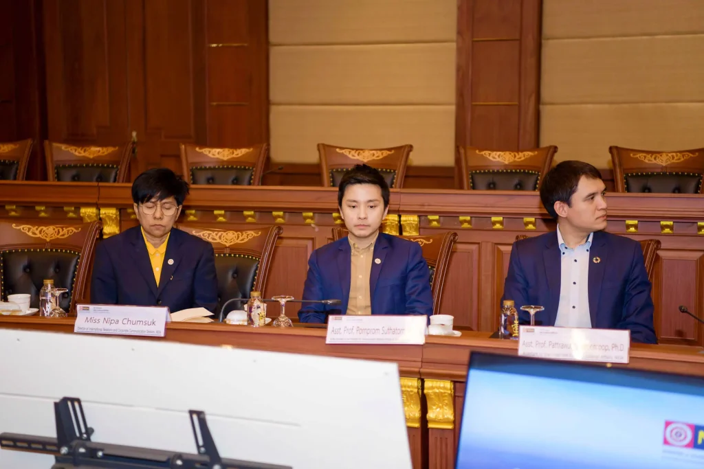 MOU Sanken Setsubi Kogyo03 พิธีลงนามบันทึกข้อตกลงความร่วมมือ โครงการความร่วมมือด้านการพัฒนาการศึกษาระหว่าง สถาบันบัณฑิตพัฒนบริหารศาสตร์ กับ Sanken Setsubi Kogyo Co., Ltd.