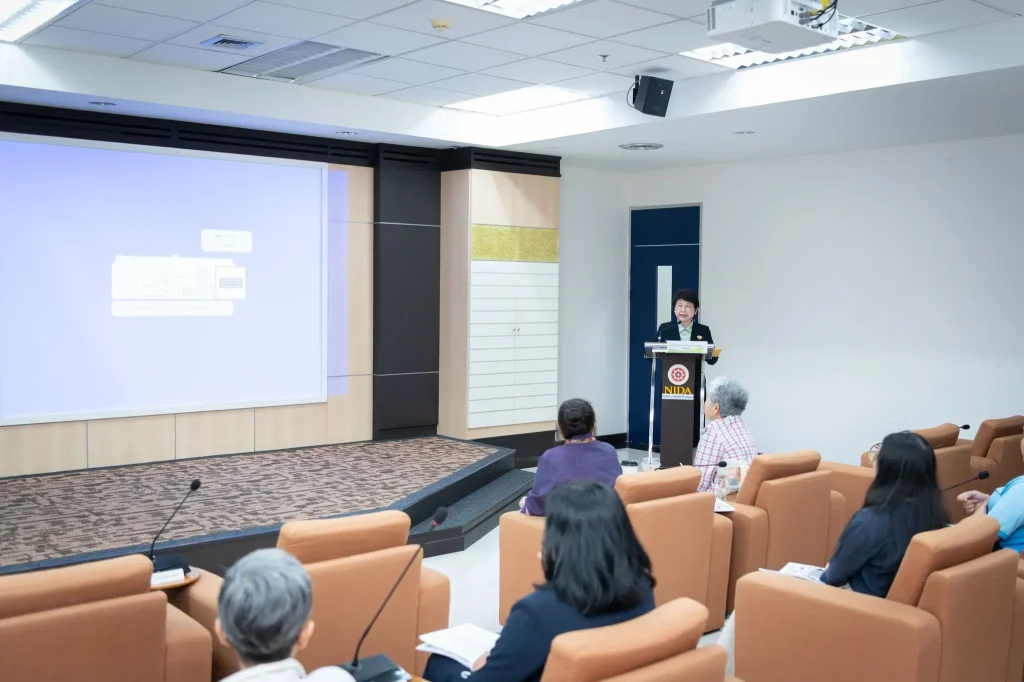 writing textbooks03 งานสัมมนาตำแหน่งทางวิชาการประจำปี พ.ศ. 2567 หัวข้อ “เทคนิคการเขียนตำรา และหนังสือจากประสบการณ์เพื่อความก้าวหน้าทางวิชาการ”