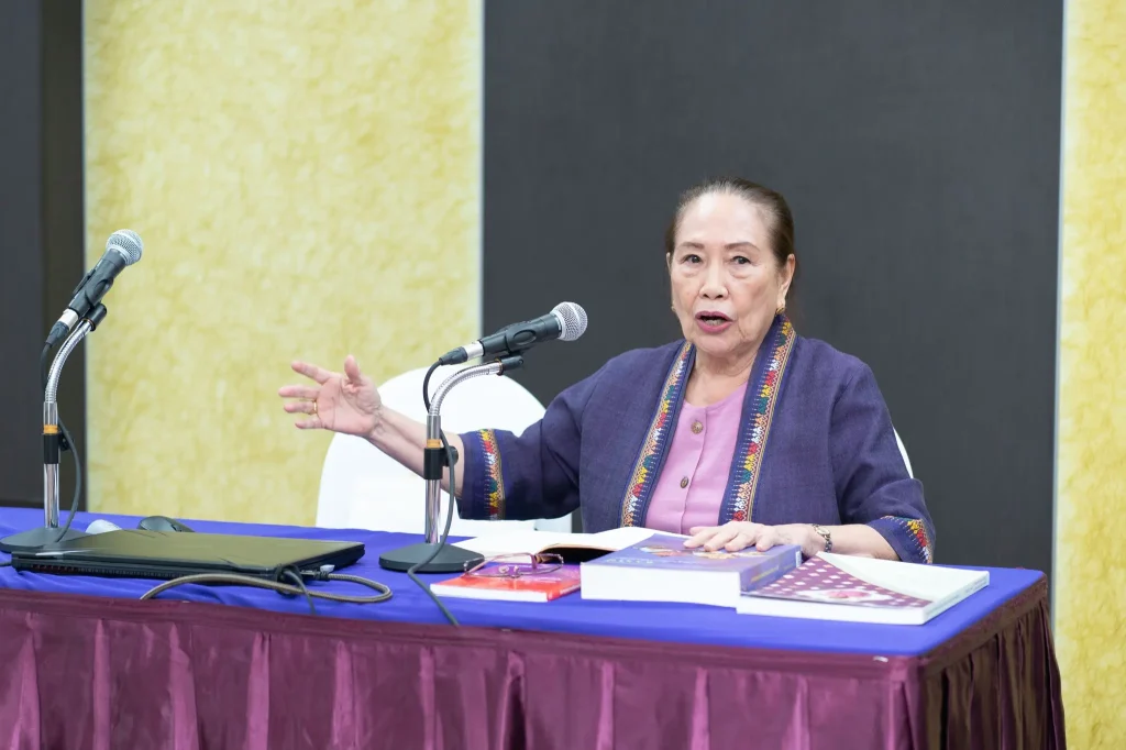 writing textbooks07 งานสัมมนาตำแหน่งทางวิชาการประจำปี พ.ศ. 2567 หัวข้อ “เทคนิคการเขียนตำรา และหนังสือจากประสบการณ์เพื่อความก้าวหน้าทางวิชาการ”