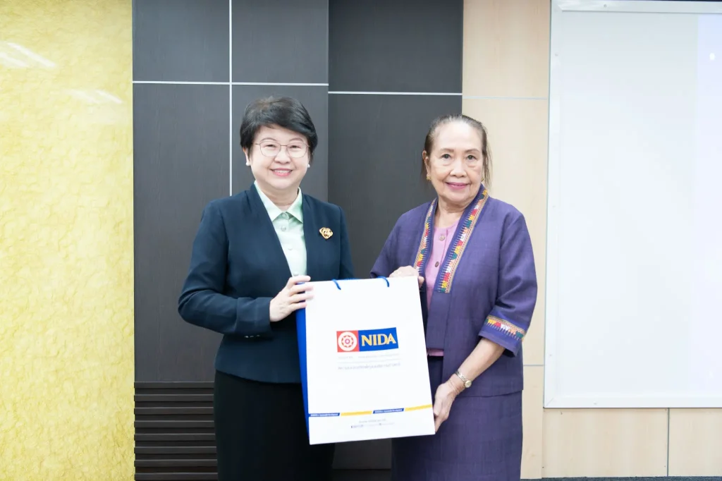 writing textbooks08 งานสัมมนาตำแหน่งทางวิชาการประจำปี พ.ศ. 2567 หัวข้อ “เทคนิคการเขียนตำรา และหนังสือจากประสบการณ์เพื่อความก้าวหน้าทางวิชาการ”