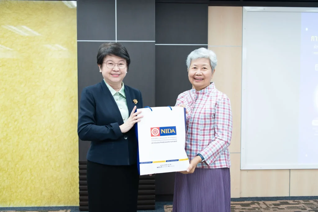 writing textbooks09 งานสัมมนาตำแหน่งทางวิชาการประจำปี พ.ศ. 2567 หัวข้อ “เทคนิคการเขียนตำรา และหนังสือจากประสบการณ์เพื่อความก้าวหน้าทางวิชาการ”