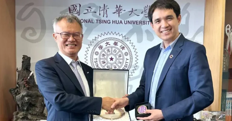 ผู้แทนสถาบันเดินทางเยือนไต้หวัน