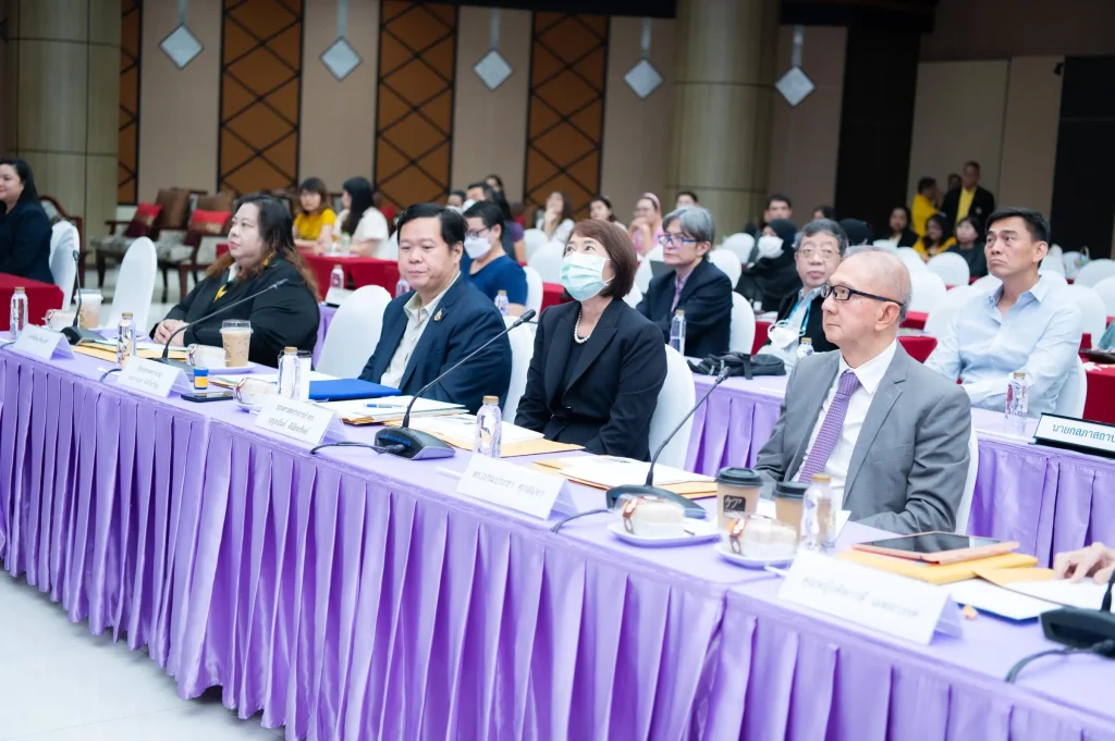 การแสดงวิสัยทัศน์ของผู้มีสิทธิเข้ารับการสรรหาเป็น “อธิการบดีสถาบันบัณฑิตพัฒนบริหารศาสตร์”