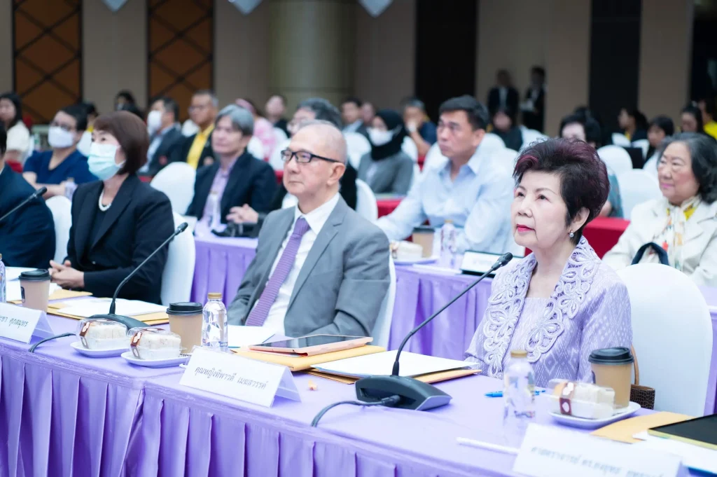 การแสดงวิสัยทัศน์ของผู้มีสิทธิเข้ารับการสรรหาเป็น “อธิการบดีสถาบันบัณฑิตพัฒนบริหารศาสตร์”