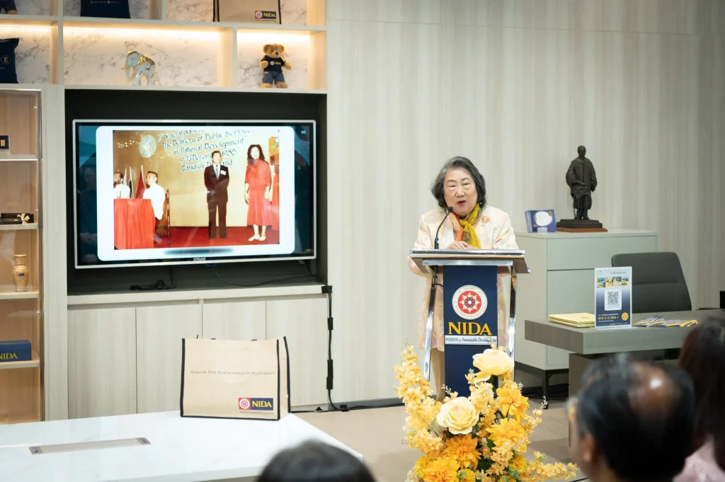 ccad 15 นิด้าเปิดตัว “ศูนย์พัฒนาทุนและสินทรัพย์” อย่างเป็นทางการในบรรยากาศอบอุ่น แขกผู้มีเกียรติ คณาจารย์ - นักศึกษา - ศิษย์เก่า ร่วมแสดงความยินดีอย่างคับคั่ง