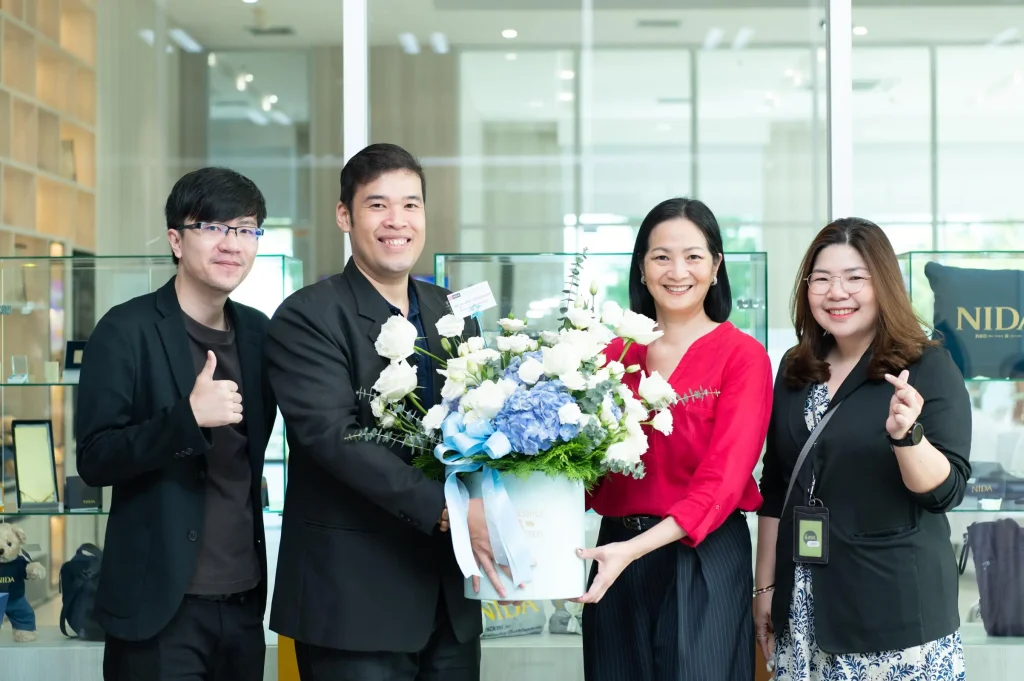 ccad 46 นิด้าเปิดตัว “ศูนย์พัฒนาทุนและสินทรัพย์” อย่างเป็นทางการในบรรยากาศอบอุ่น แขกผู้มีเกียรติ คณาจารย์ - นักศึกษา - ศิษย์เก่า ร่วมแสดงความยินดีอย่างคับคั่ง