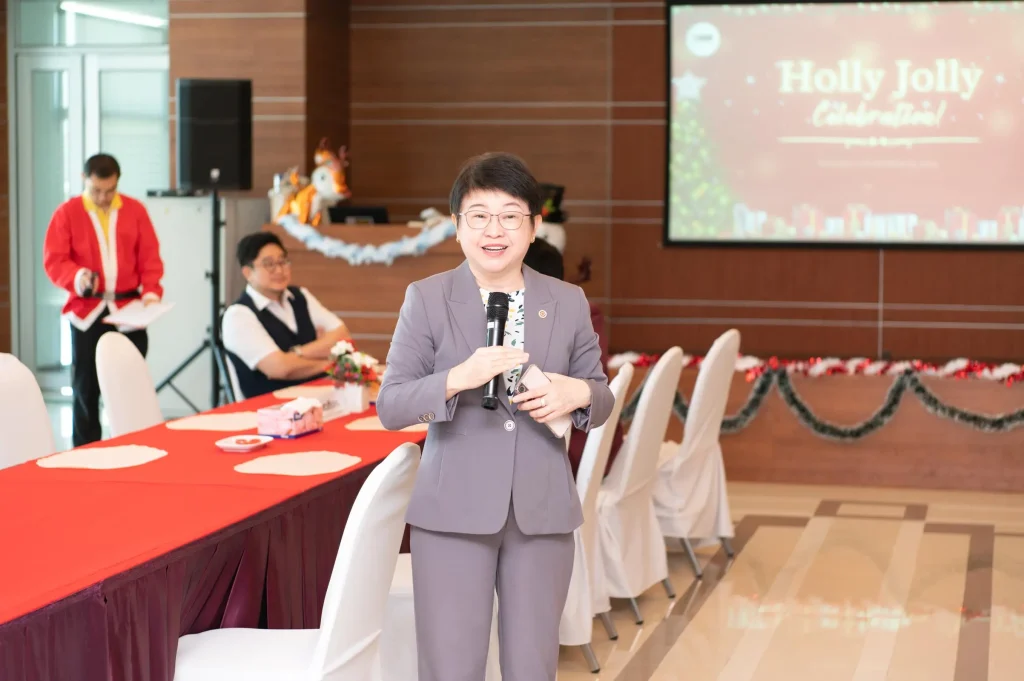 ‘นิด้า’ จัดงาน Holly Jolly: Celebrate the Christmas Spirit Around the World