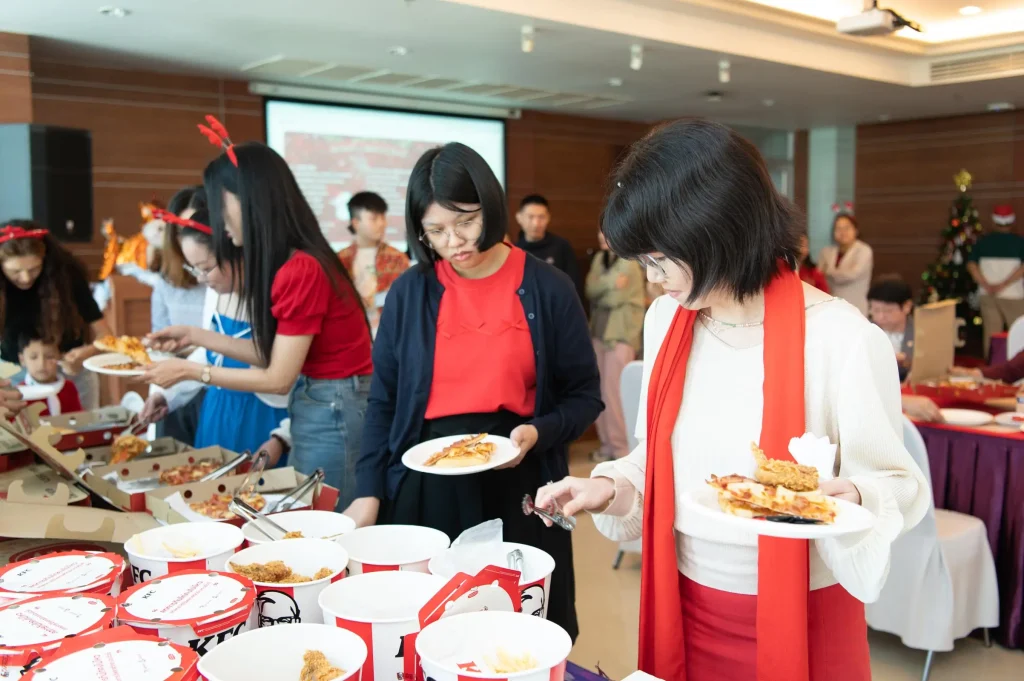 ‘นิด้า’ จัดงาน Holly Jolly: Celebrate the Christmas Spirit Around the World