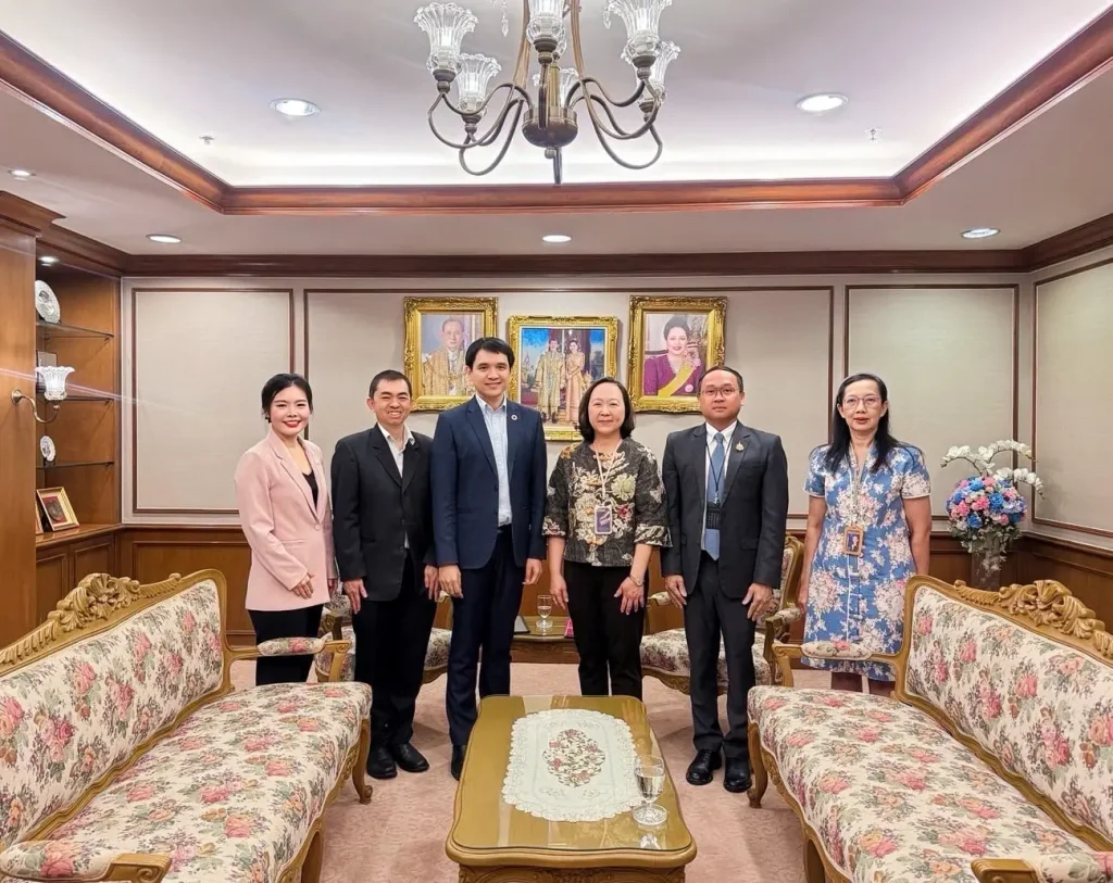 New Year Greetings Distinguished Partners02 ‘นิด้า’ สวัสดีปีใหม่หน่วยงานพันธมิตร