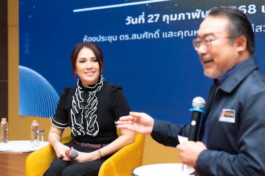 “One Day with Change Agents: ชวนศิษย์ดัง นั่งคุย แบบไหนถึงเรียกว่า…Success!!”