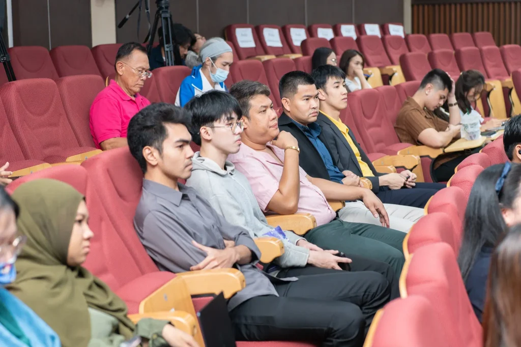 “One Day with Change Agents: ชวนศิษย์ดัง นั่งคุย แบบไหนถึงเรียกว่า…Success!!”