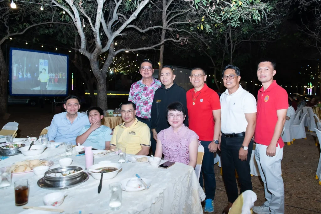 งานเลี้ยงพบปะสังสรรค์ศิษย์เก่า “คืนสู่เหย้านิด้านครราชสีมา”