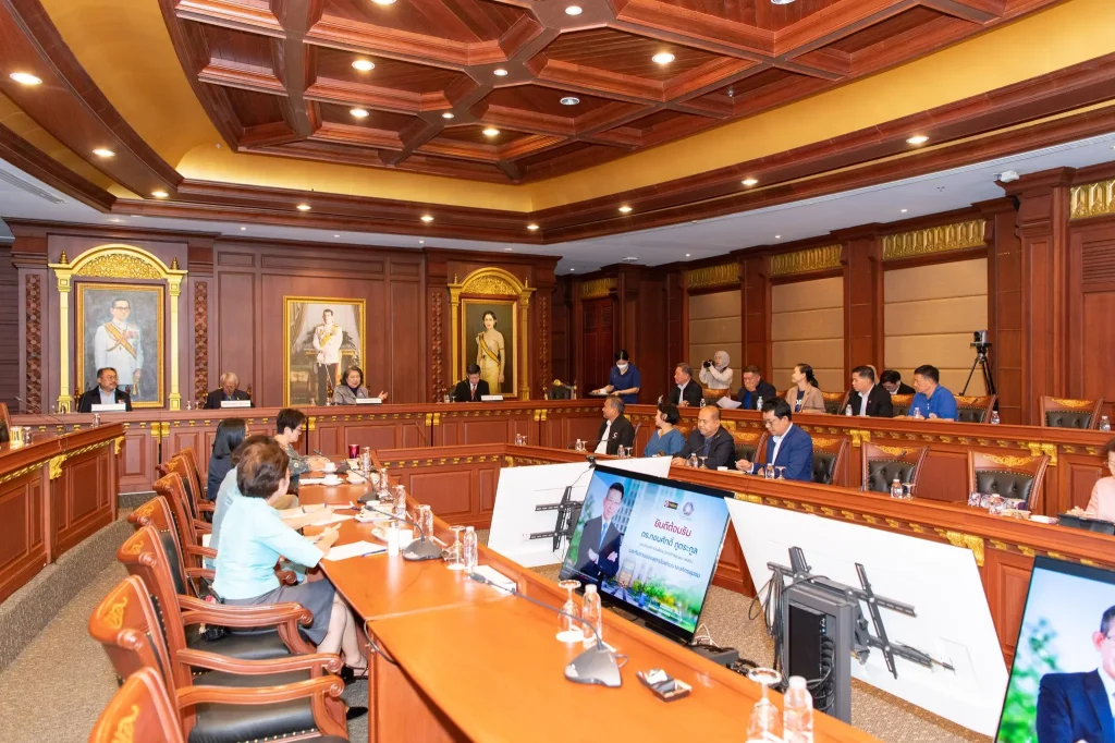 นิด้า – จัดงานเสวนา “บทบาทใหม่ของสถาบันการศึกษาในการส่งเสริมและพัฒนาชุมชนและสังคม”