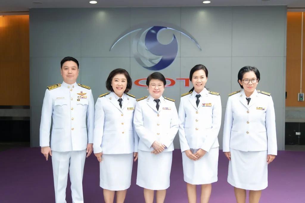 680503nida03 ‘นิด้า’ ร่วมบันทึกเทปถวายพระพรชัยมงคล สมเด็จพระนางเจ้าสุทิดา พัชรสุธาพิมลลักษณ พระบรมราชินี เนื่องในโอกาสวันเฉลิมพระชนมพรรษา 3 มิถุนายน 2568