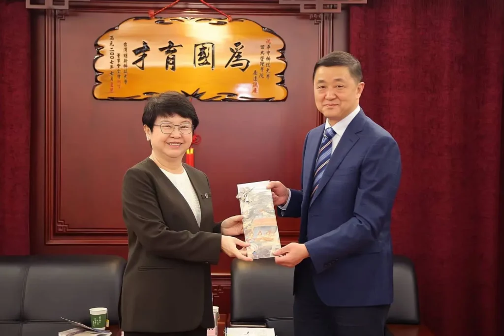 ‘นิด้า’ เข้าร่วมการประชุม World Digital Education Conference 2025 และ Huazhong University of Science and Technology