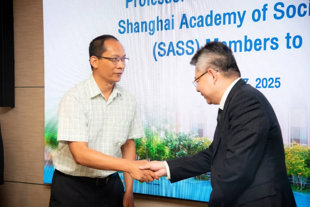 nida-sass-visit-2025-07 ‘นิด้า’ ให้การต้อนรับ คณะผู้แทนจาก Shanghai Academy of Social Sciences (SASS) จากสาธารณรัฐประชาชนจีน