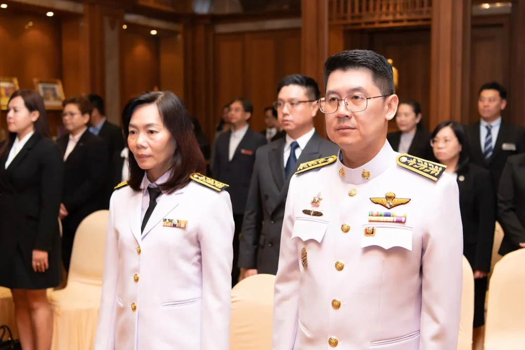 06 พิธีรับสนองพระบรมราชโองการโปรดเกล้า ฯ แต่งตั้งอธิการบดี สถาบันบัณฑิตพัฒนบริหารศาสตร์