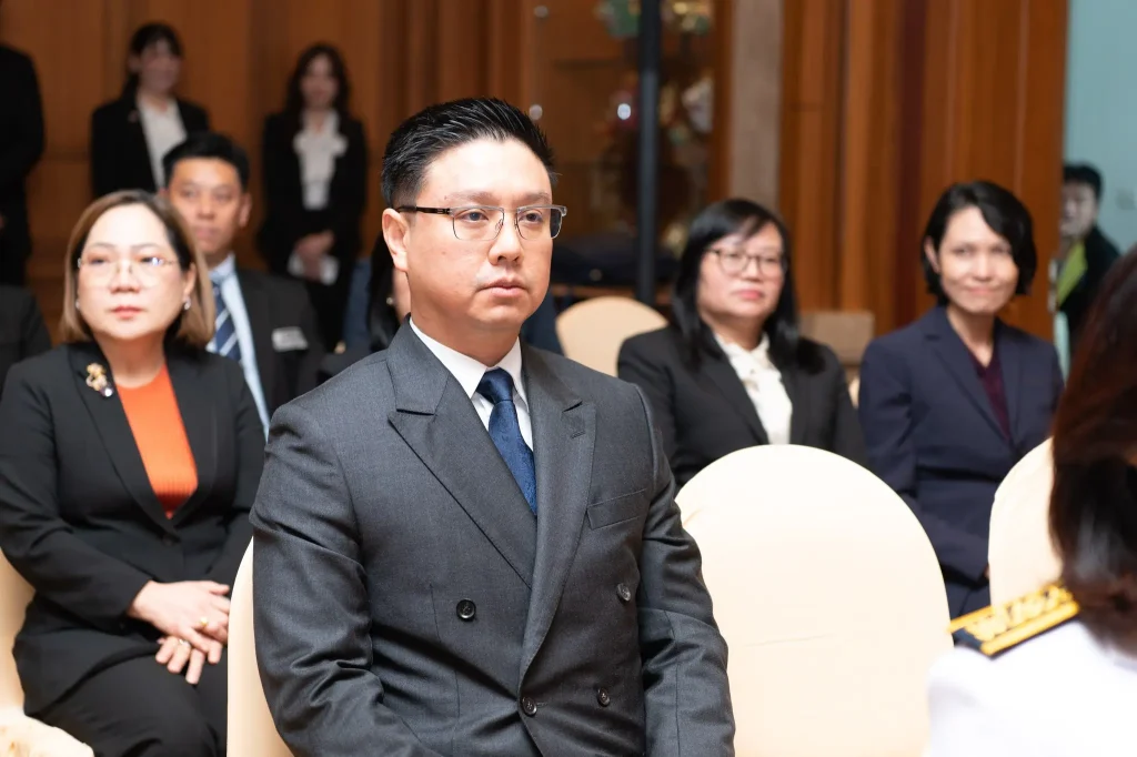 09 พิธีรับสนองพระบรมราชโองการโปรดเกล้า ฯ แต่งตั้งอธิการบดี สถาบันบัณฑิตพัฒนบริหารศาสตร์