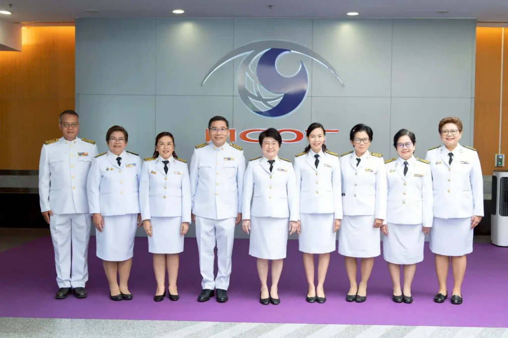 “นิด้า” ร่วมบันทึกเทปถวายพระพร เนื่องในโอกาสมหามงคลเฉลิมพระชนมพรรษา พระบาทสมเด็จพระเจ้าอยู่หัว และสมเด็จพระบรมราชชนนีพันปีหลวง