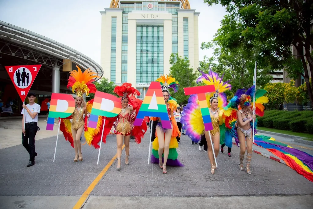 Pride 2025 Bangkapi15 นิด้า-สมาคมฟ้าสีรุ้งแห่งประเทศไทย -ภาคีเครือข่าย จับมือร่วมจัดงาน “We All Pride Thailand 2025 @Bangkapi”