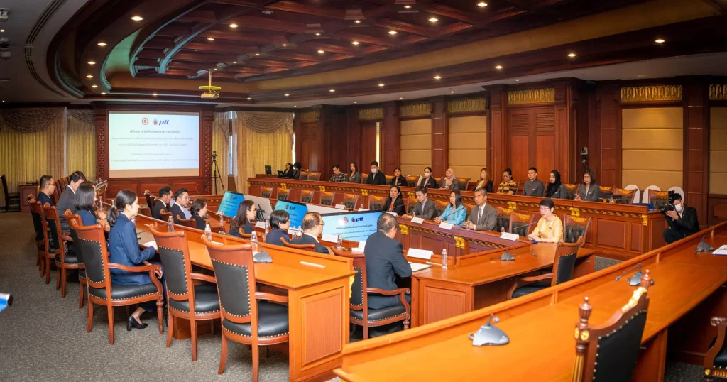 คณะบริหารการพัฒนาสิ่งแวดล้อม ‘นิด้า’ Mou บริษัท ปตท. จำกัด (มหาชน)