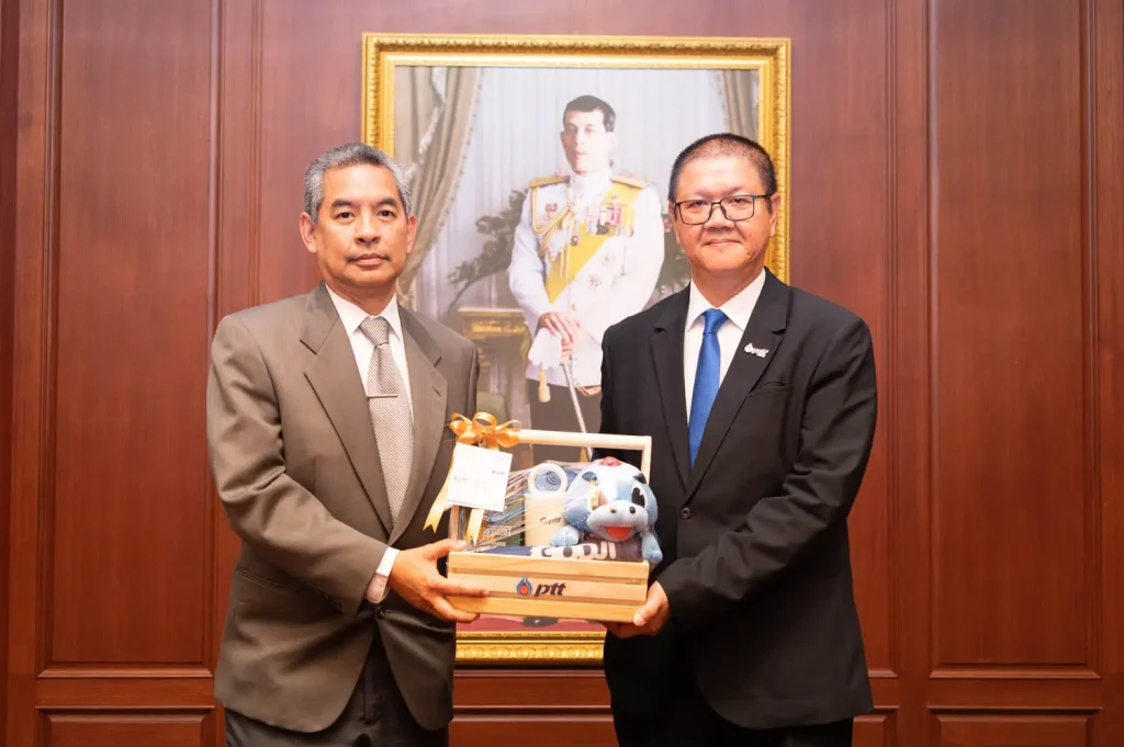 คณะบริหารการพัฒนาสิ่งแวดล้อม ‘นิด้า’ Mou บริษัท ปตท. จำกัด (มหาชน)