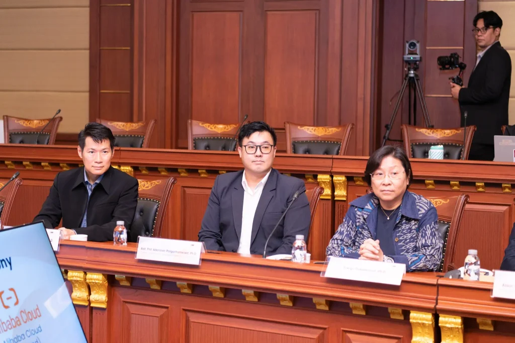 Alibaba Cloud05 นิด้า จับมือ Alibaba Cloud เสริมศักยภาพด้านดิจิทัลและ AI แก่นักศึกษาและบุคลากร