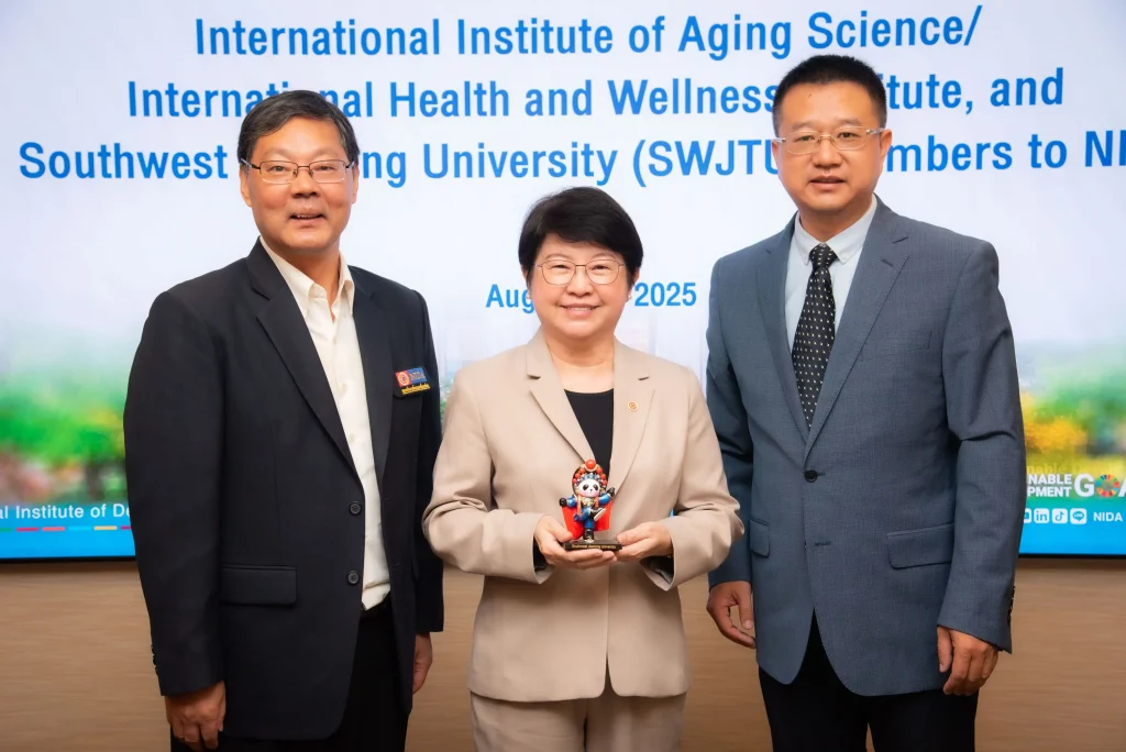 SWJTU08 ‘นิด้า’ ให้การต้อนรับ ผู้แทนจาก Southwest Jiaotong University